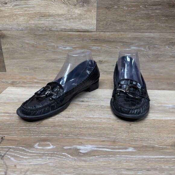 Stuart Weitzman Women’s Croc Embossed Black Patent Leather Loafers Size 8.5 - Picture 1 of 6